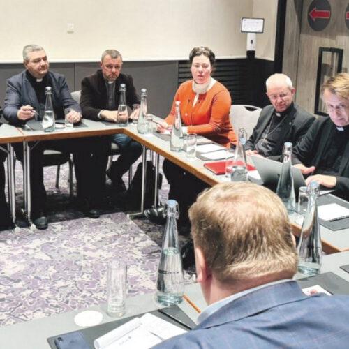 «Ми не знаємо як скінчиться ця біда, але чекаємо чуда від Бога» – заявив Віталій Яцюк на зустрічі з главою Англіканської Церкви