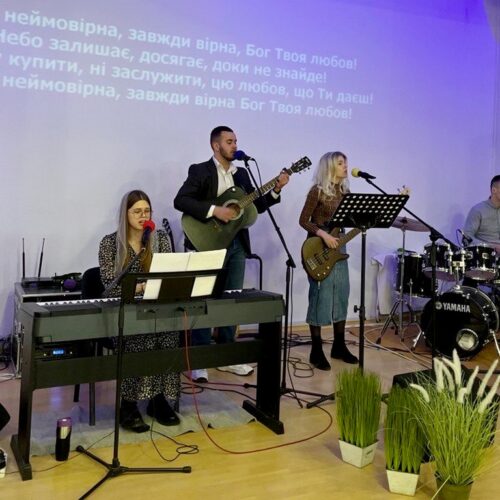 У Вінниці молодь вчилася як перемагати у випробуваннях   