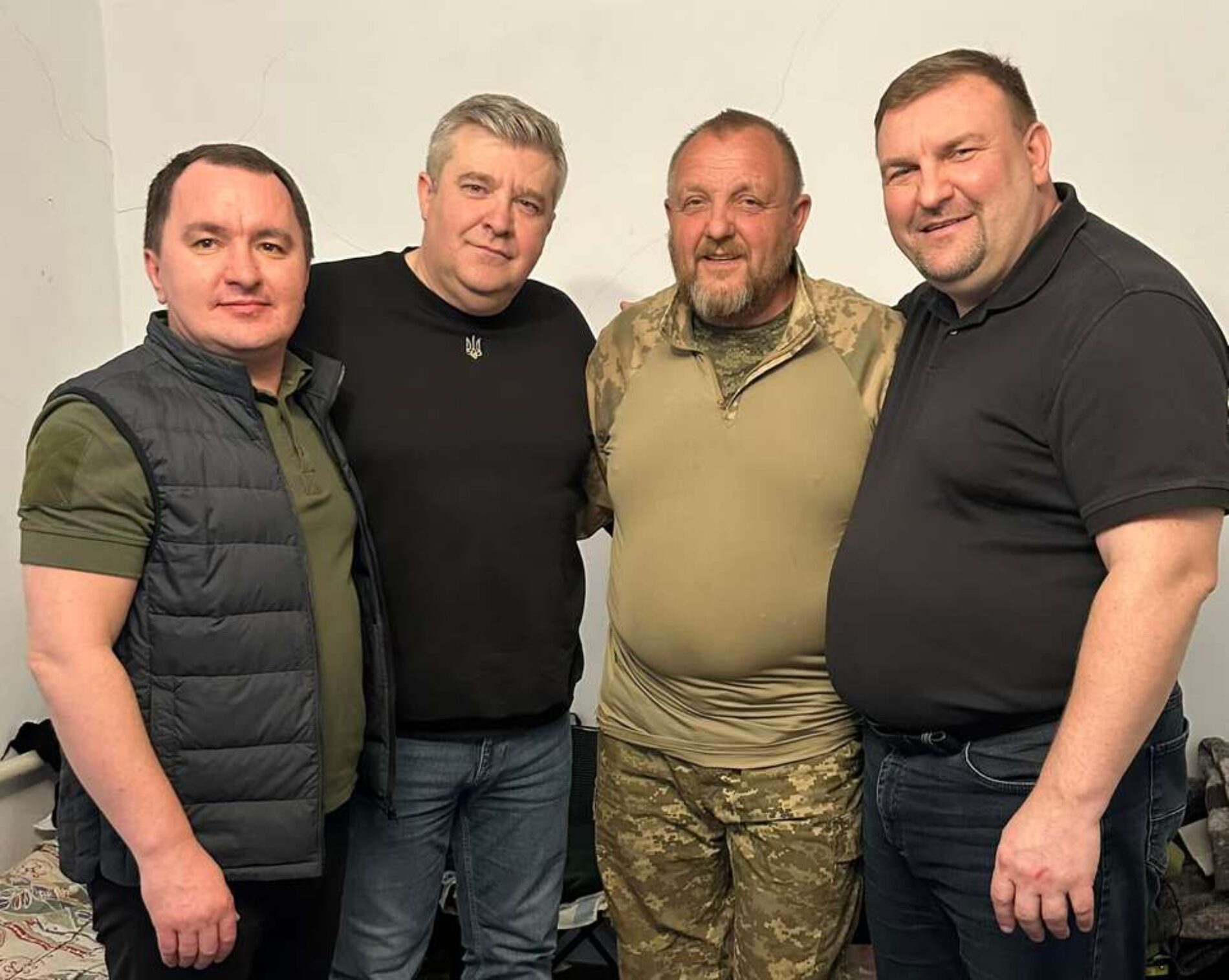 «Україна зміниться Божою зцілюючою силою! Він змінить обличчя країни й зцілить душу нації», – пастор і військовий Степан Юзюк