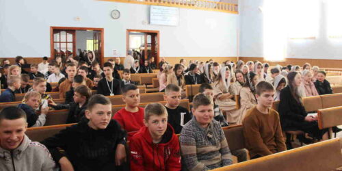 У церквах Рівненщини активізувалася робота з підлітками
