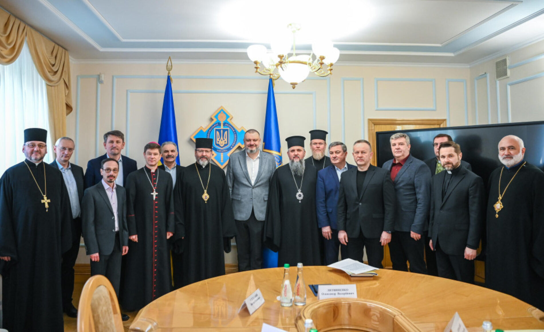 Відбулася зустріч Секретаря РНБО з представниками Ради Церков