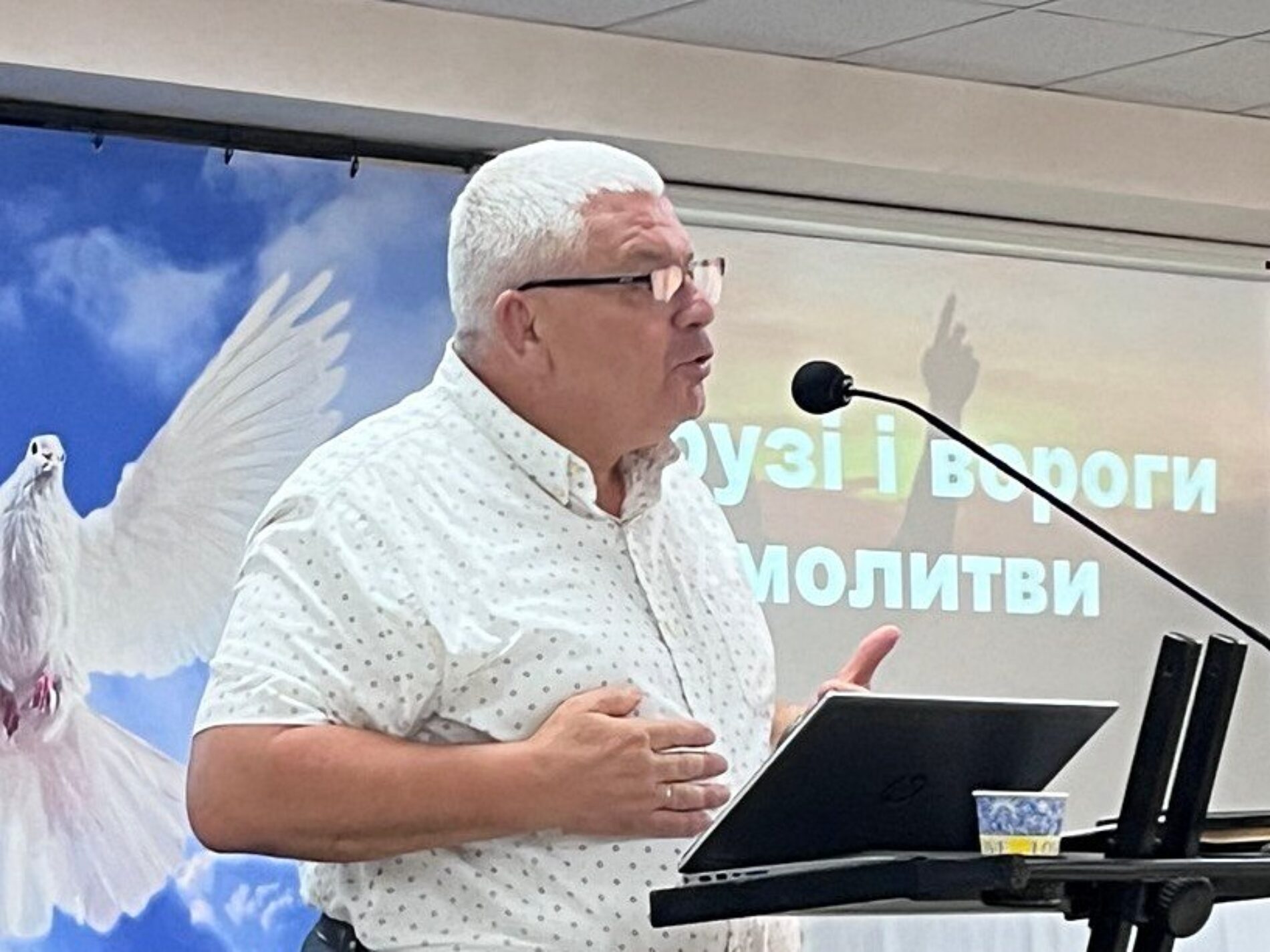 Про цінність безперервної молитви проповідував для вірян у Херсоні єпископ Ростислав Мурах