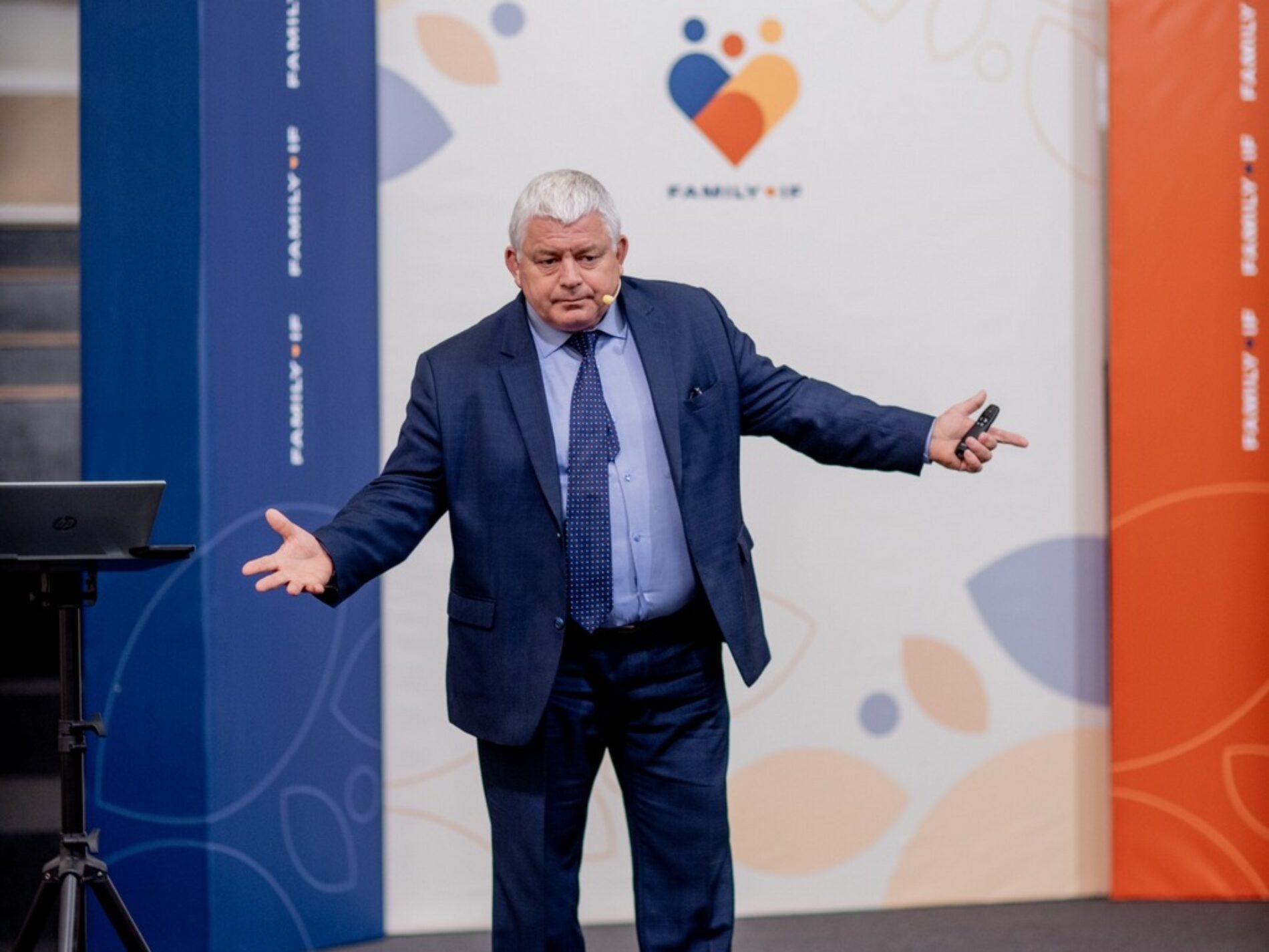 Сімейний семінар «Мир вашому дому» відбувся в Івано-Франківську