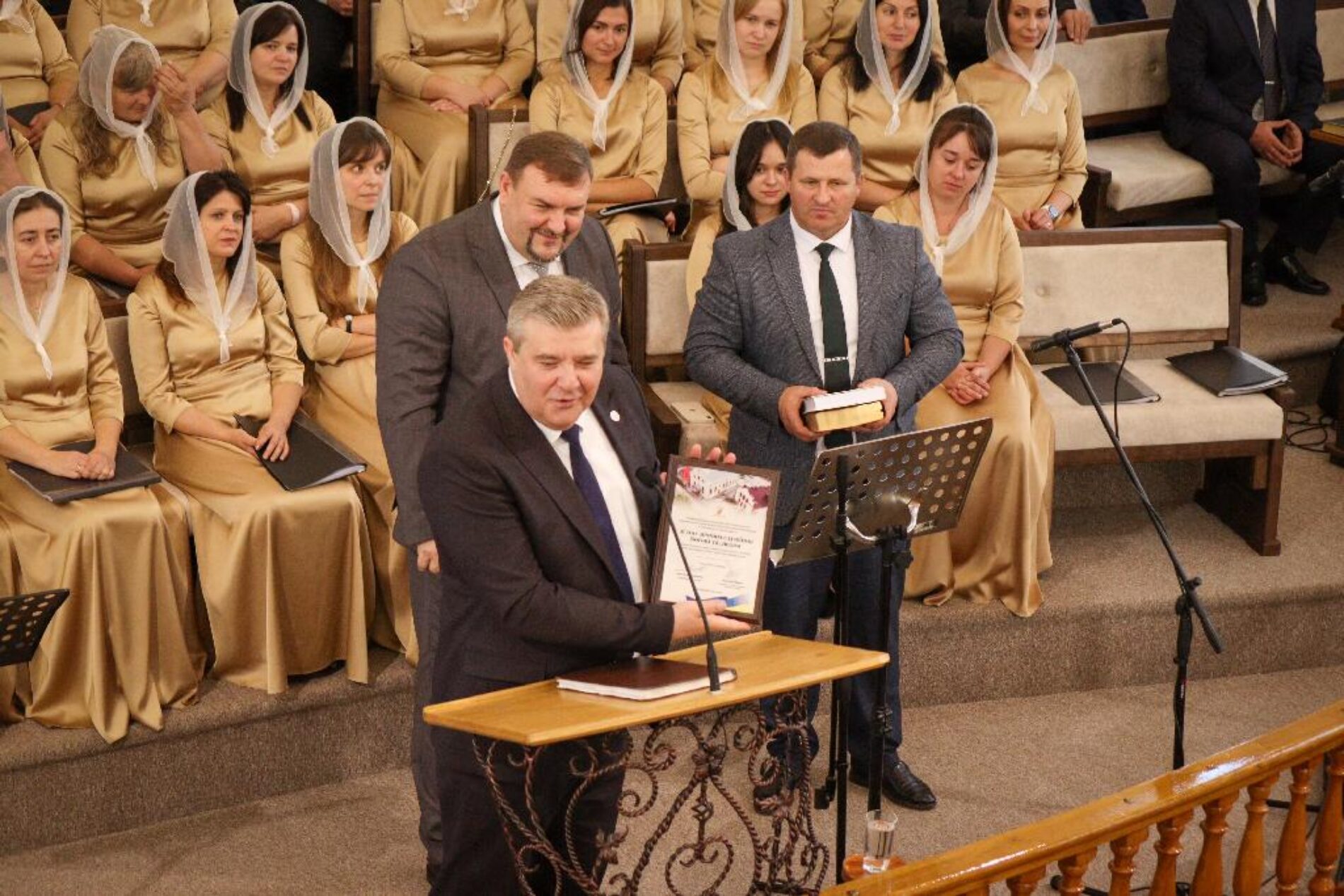 Найбільша церква ХВЄ Тернополя по вул. Квітовій, 19 святкує своє сторіччя