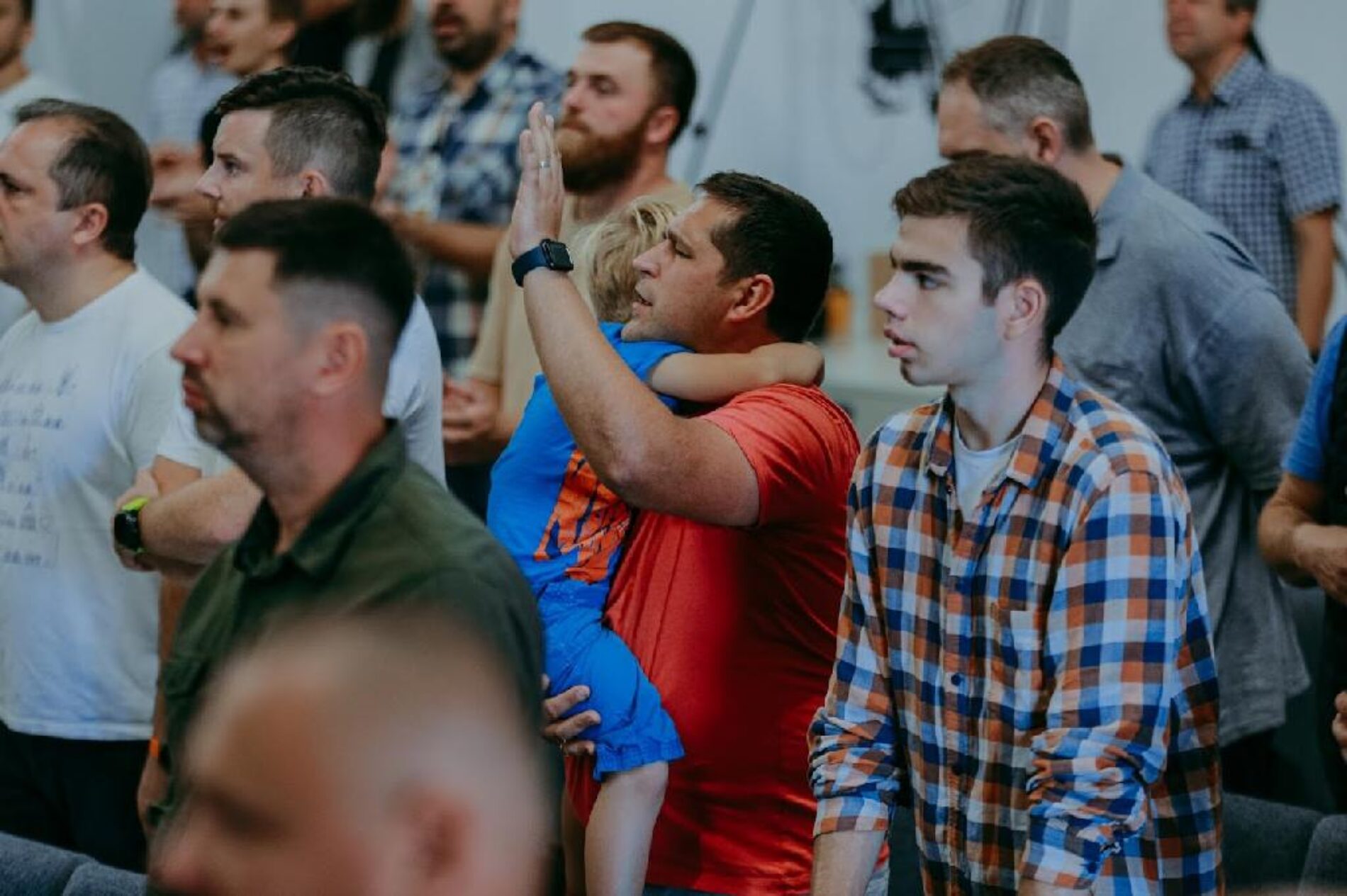 У Вишгороді на Київщині провели обласну чоловічу конференцію на тему «Стояти твердо»