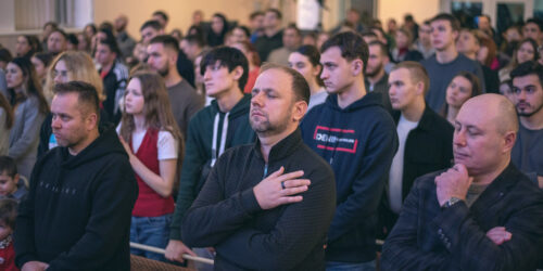 У Запоріжжі відбулася обласна молодіжна зустріч за участі служителів із США