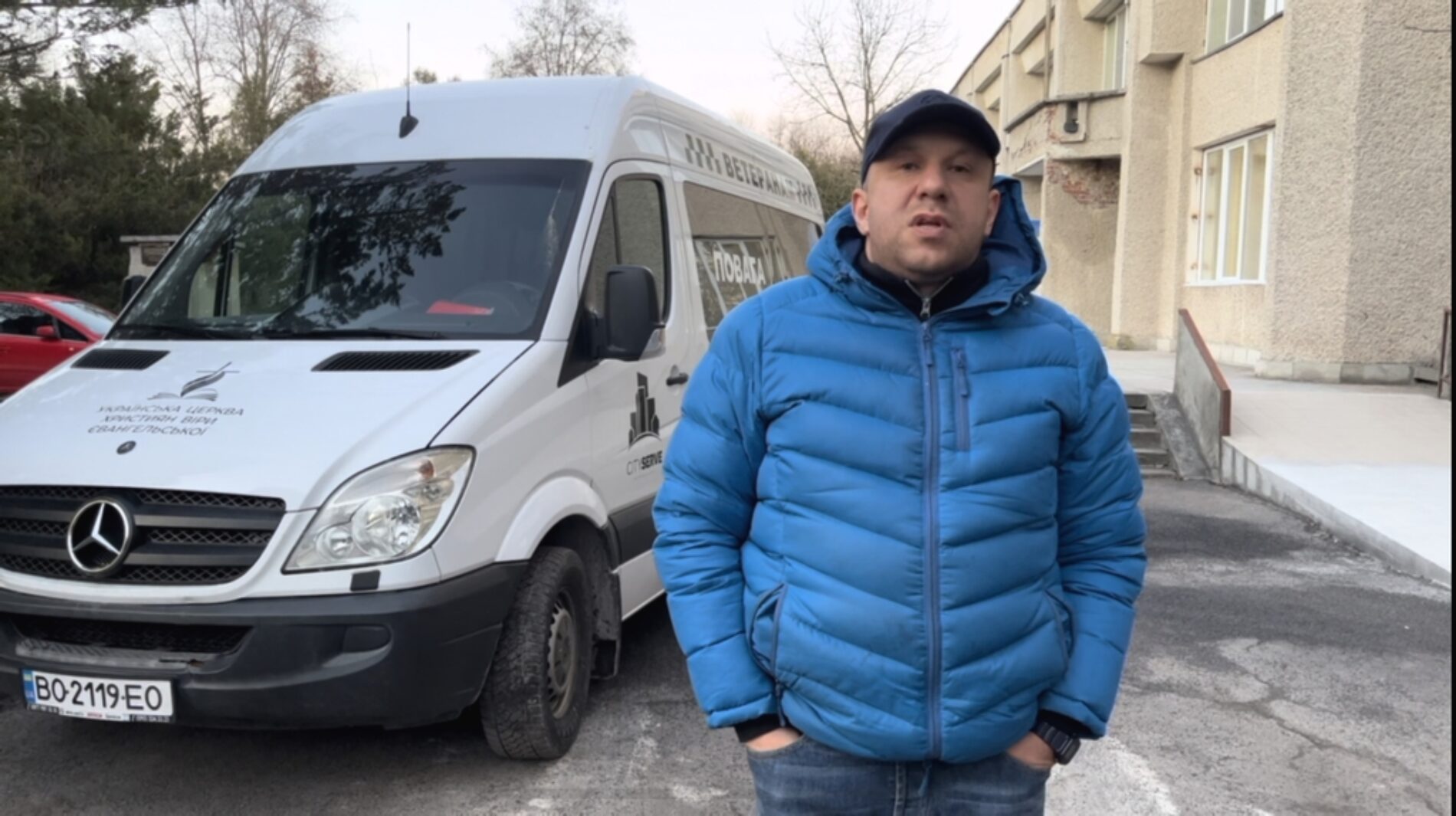 У Тернополі церква організувала транспортні  послуги для поранених військових та ветеранів