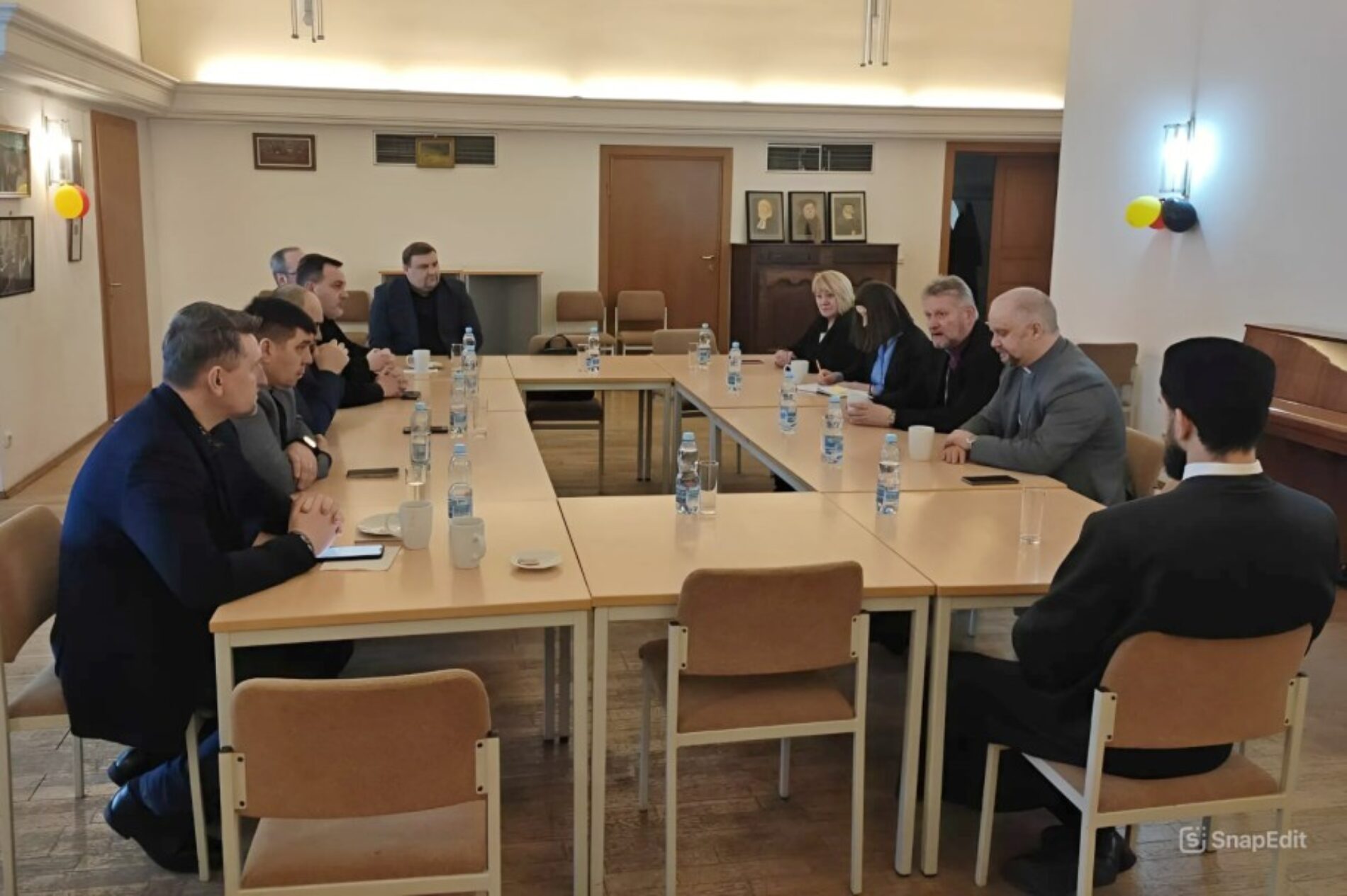 Представники ВРЦіРО зустрілися з єпископом Євангелічно-Аугсбурзької Церкви в Польщі