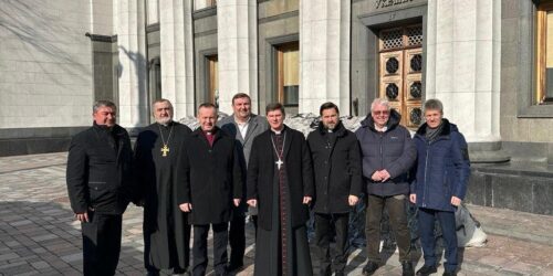«Боже великий, єдиний, Нашу Вкраїну храни!» –  сьогодні відзначали перший офіційний Національний день молитви