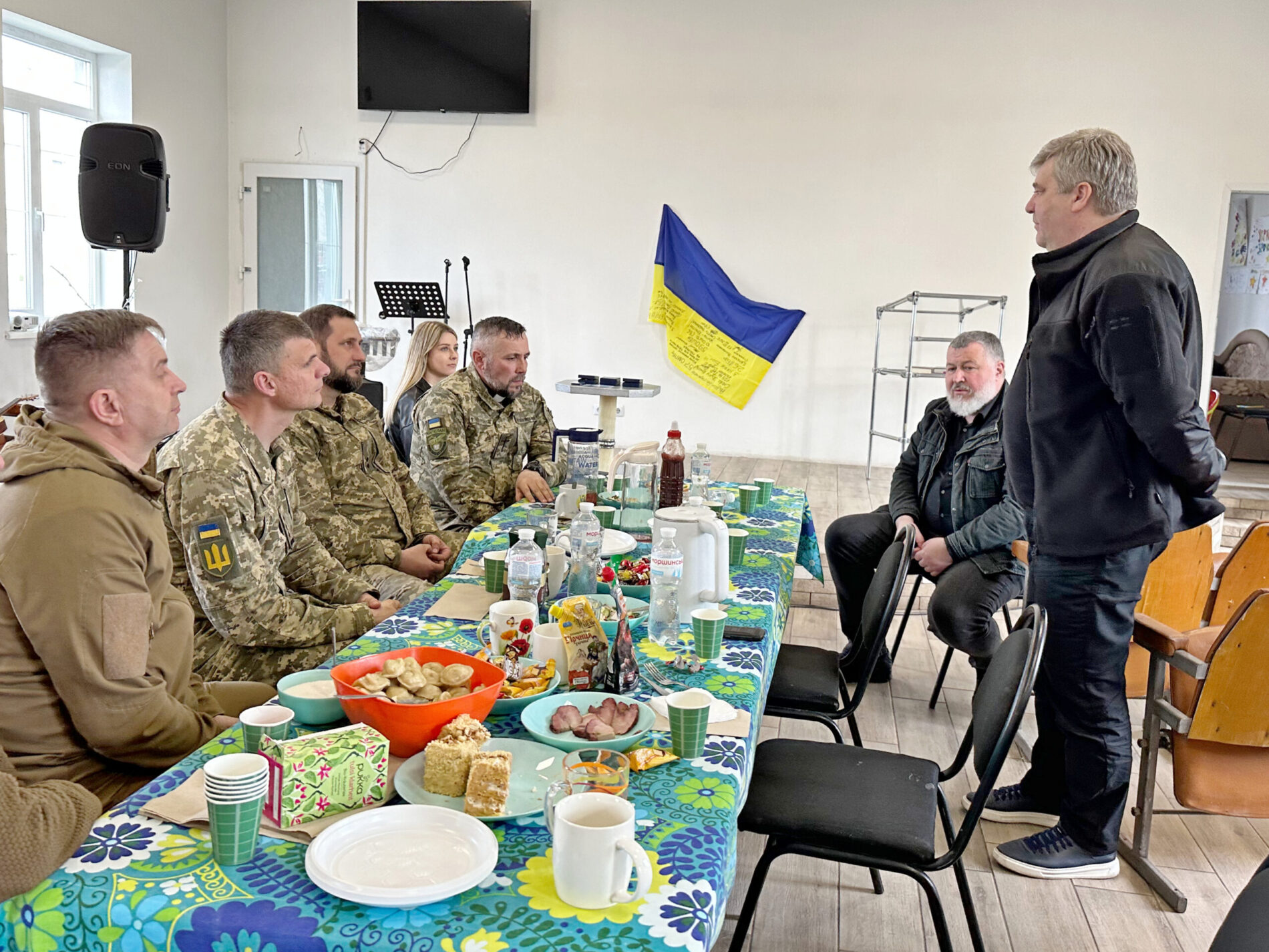 «Капелани теж потребують  духовної опіки» – старший єпископ з командою відвідав штатних капеланів ЗСУ