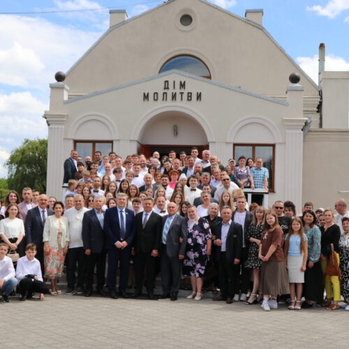 Сто років вірності Богу: церква «Вефіль» в Острозі відзначила ювілей
