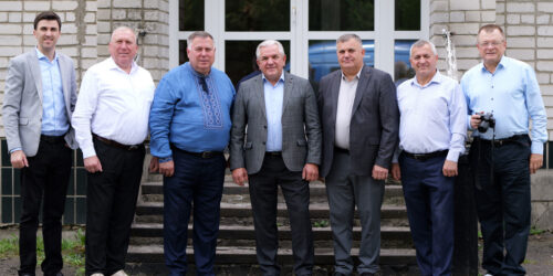 Молитва, свідчення і Божа вірність: один день служіння гурту «Авен Єзер» на Полтавщині