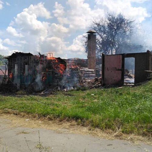 «Таке відчуття було, як батько вмер…» – пастор із міста Середина-Буда про знищення російським обстрілом Дому молитви