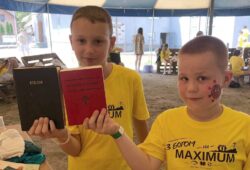 Через детективну історію — до пізнання Христа: на Закарпатті провели дитячий табір з особливою програмою