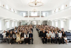 «Один пазл — це ще не картина»: на Закарпатті служителі дітям і підліткам говорили про силу команди